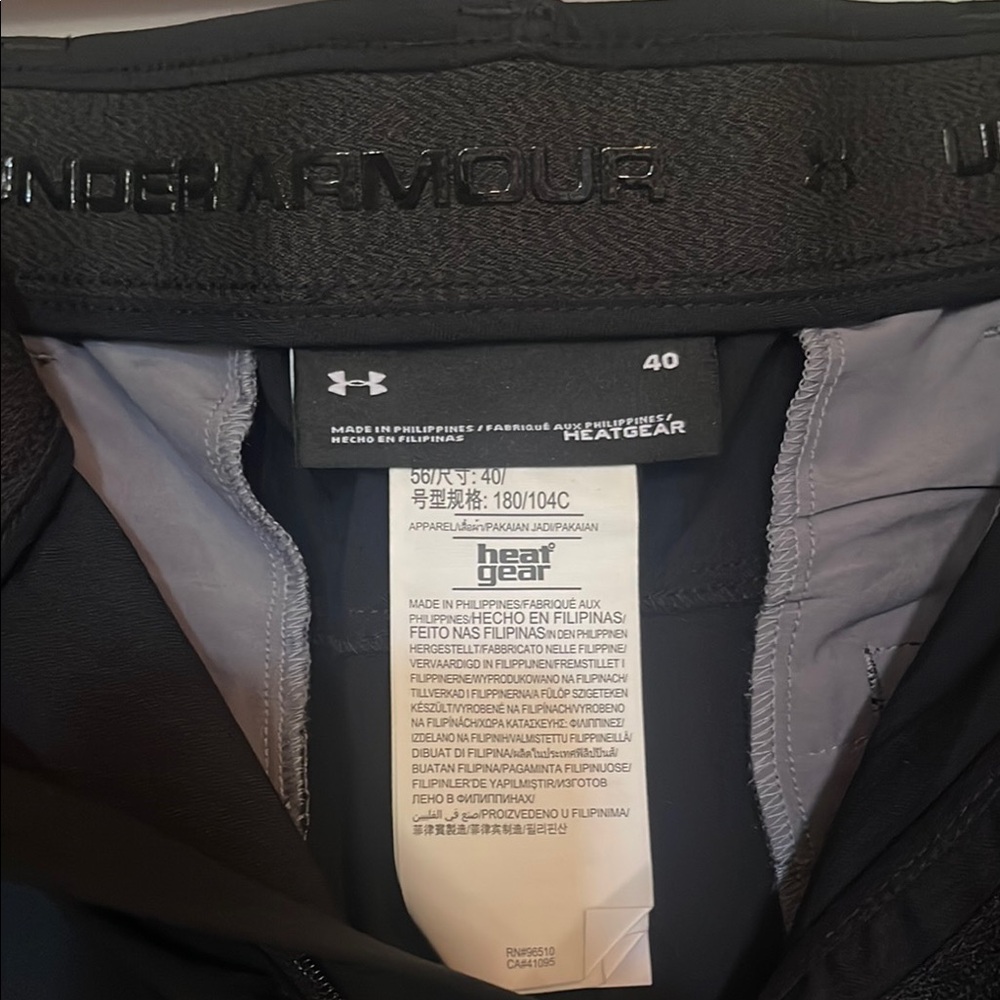 Men's Under Armour Shorts - Picture 6 of 6